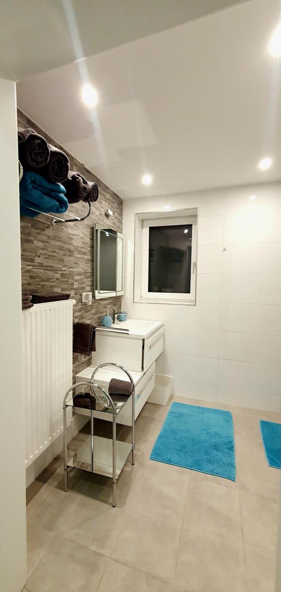 3-Zimmer- Wohnung In Traun, Naehe Linz Und Wels Esterno foto
